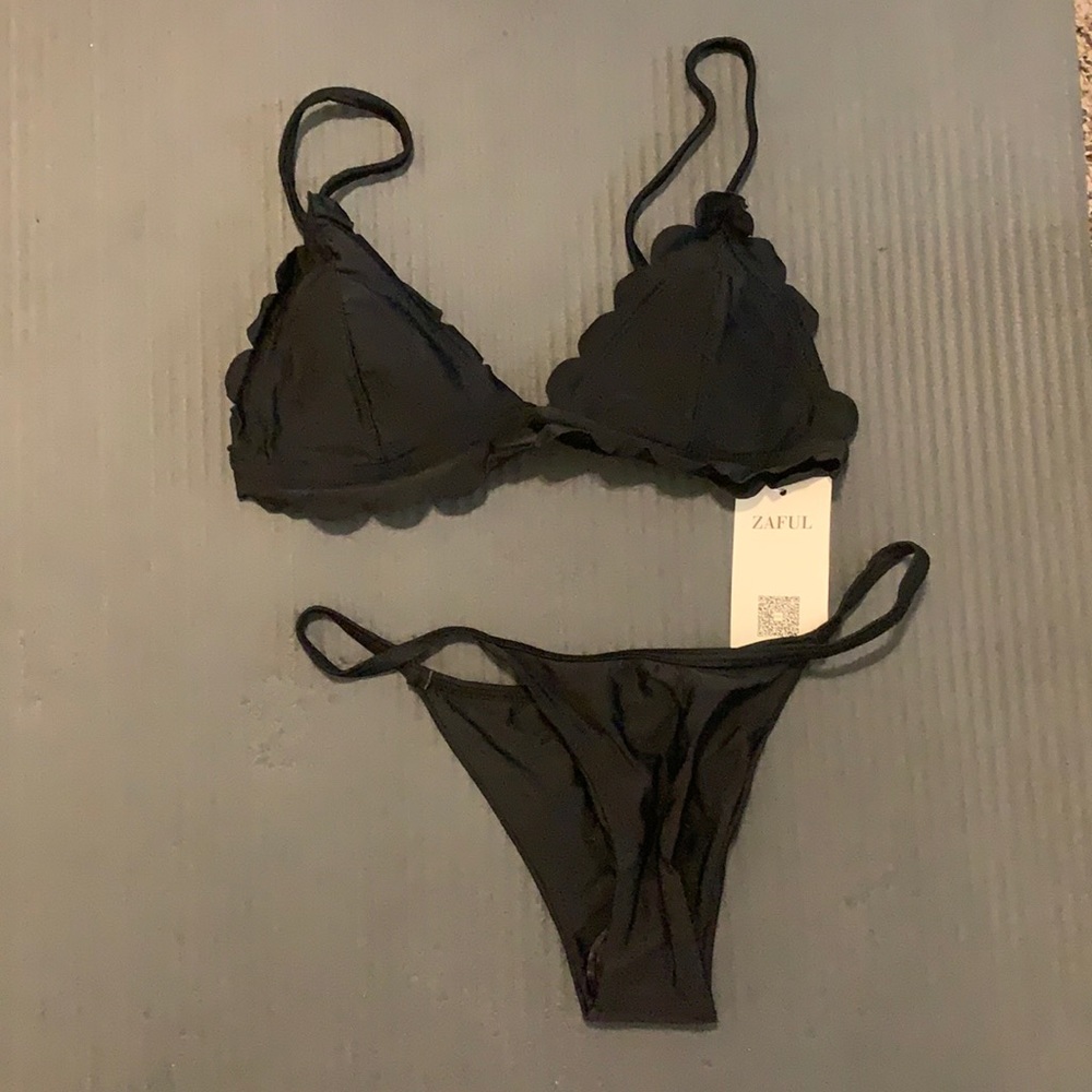 Full set bikini new with tags!!!